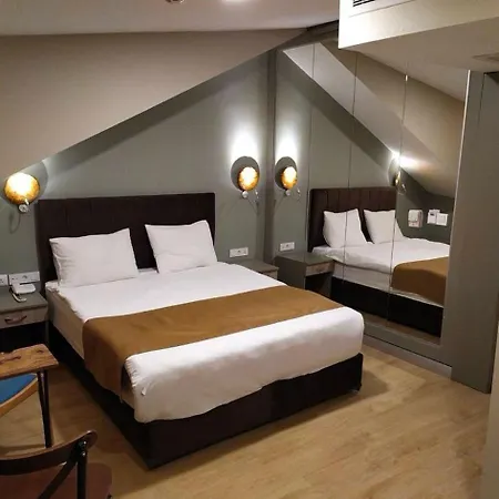 Jakaranda Istiklal Boutique 3* איסטמבול