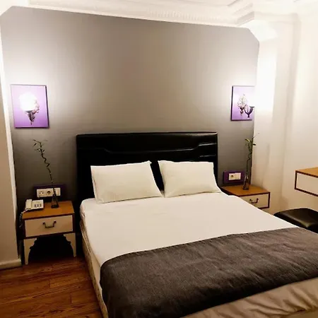 Jakaranda Istiklal Boutique 3*