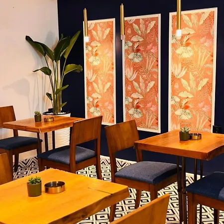 Jakaranda Istiklal Boutique Отель Стамбул